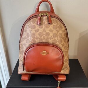 Women must have!☺️❤️Coach Tan and Brown Signature Backpack